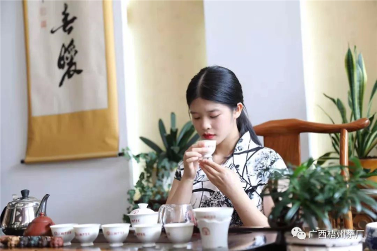 微信圖片_20191014081341_副本.jpg